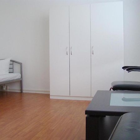Bnb Potsdamer Platz Rooms & Apartments Berlim Exterior foto