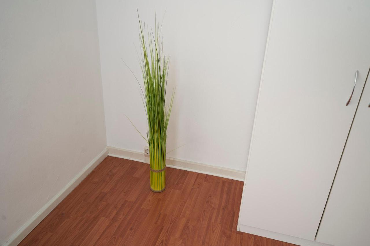 Bnb Potsdamer Platz Rooms & Apartments Berlim Exterior foto