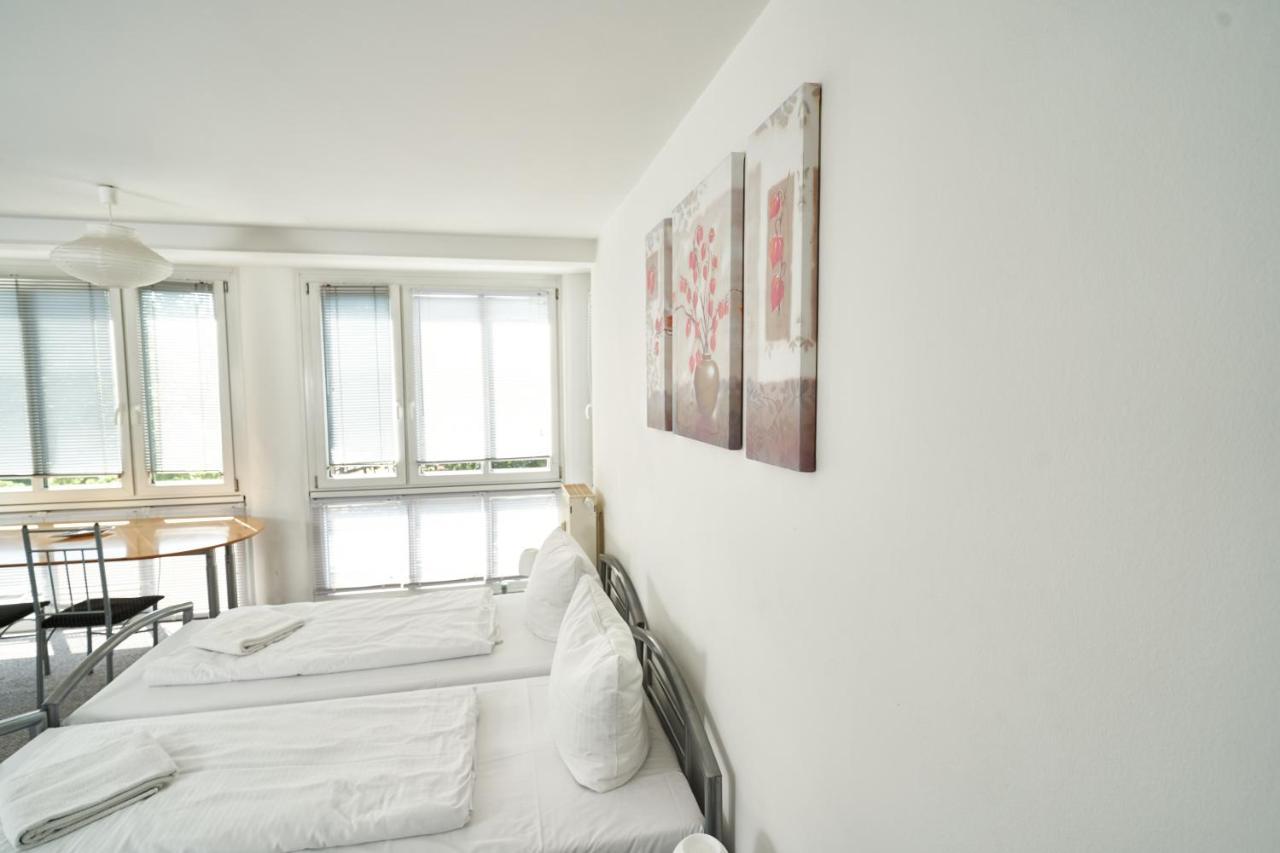 Bnb Potsdamer Platz Rooms & Apartments Berlim Exterior foto