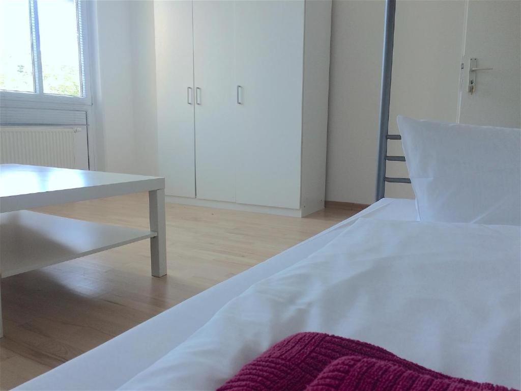 Bnb Potsdamer Platz Rooms & Apartments Berlim Exterior foto
