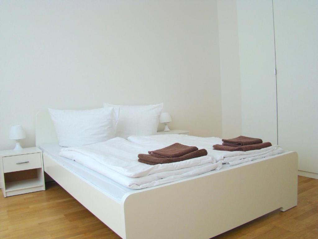 Bnb Potsdamer Platz Rooms & Apartments Berlim Exterior foto