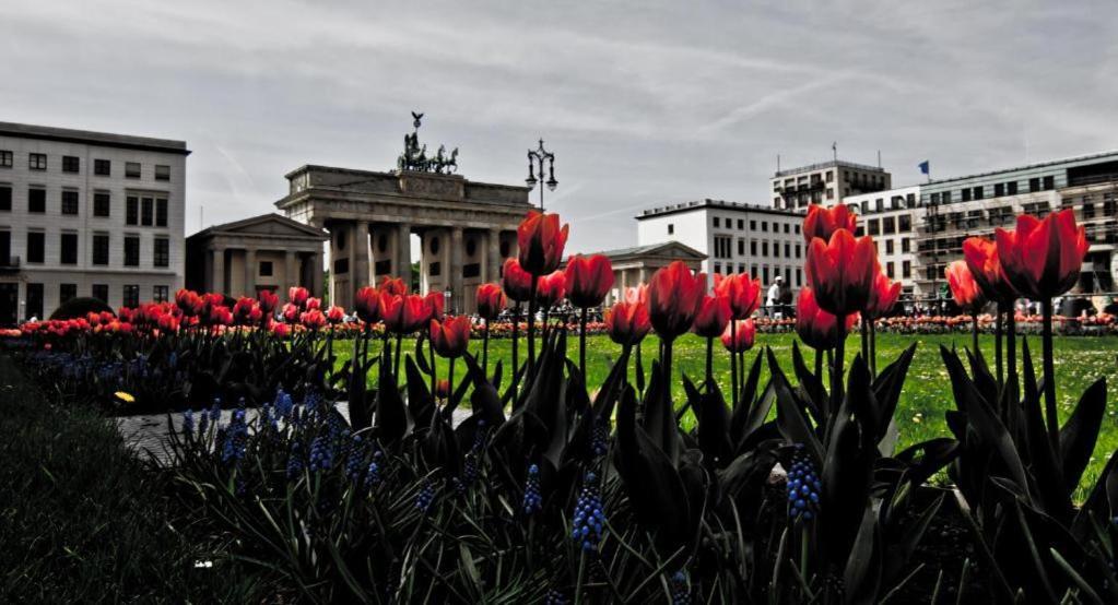 Bnb Potsdamer Platz Rooms & Apartments Berlim Exterior foto